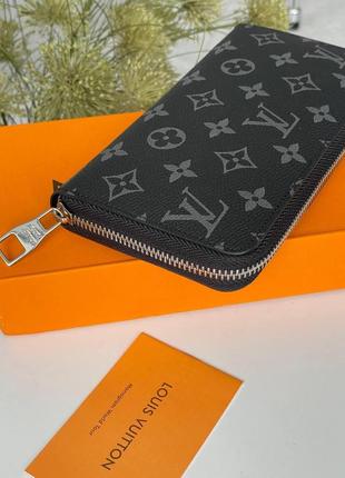 Портмоне Sac pochette Louis Vuitton en cuir vernis monogram gris