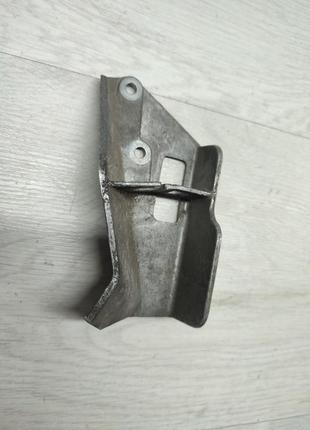 Кроштейн троса газу x22xe x25xe x30xe opel vectra astra omega 90411877