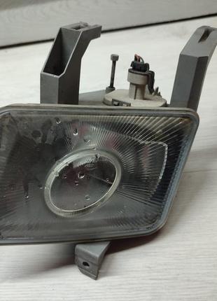 Протитуманна фара (права) 90585030 opel vectra b·