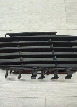 Решітка бампера права opel vectra c 09186128 24465147