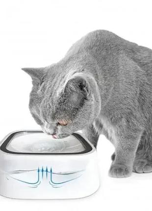 Миска поїлка-непроливайка для тварин magic bowl миска для води з плавальним диском проти бризок для собак