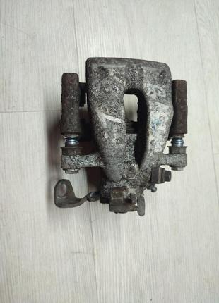 Супорт задній лівий opel astra g, astra h, astra h classic, astra  combo, meriva a, zafira a