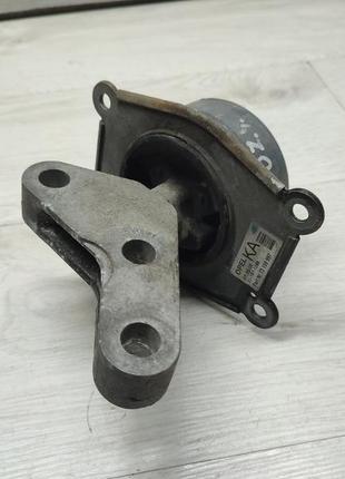 Подушка двигуна з кронштейном opel astra h zafira b 1.9 сdti 2004-2010 13159997