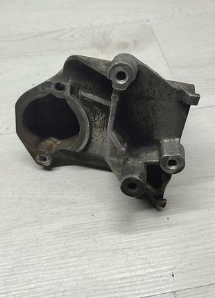 Кронштейн гідропідсилювача opel omega b, astra f, опель омега б, астра ф. 90410645