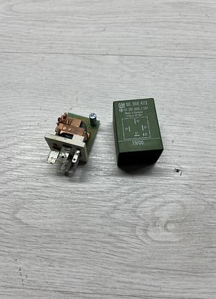 Реле кондиціонера opel omega b 90358473