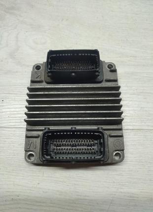 Opel combo 1,7 dti блок управління двигуна 8973583765 12249766