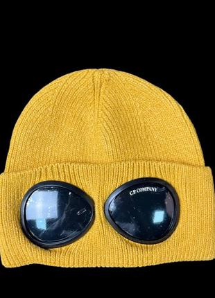 Шапка c.p. company yellow желтый