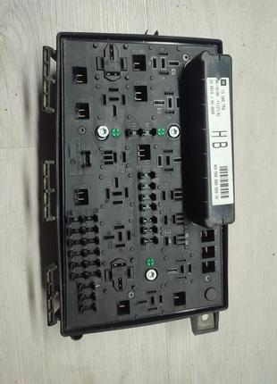 Блок запобіжників opel astra, zafira b. модуль bsi. 13206754 hb