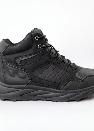 Кросівки чоловічі 590957 чорні