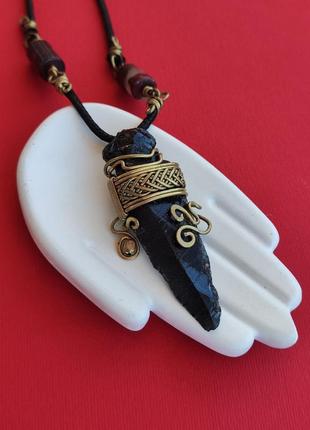 Підвісок з обсидіану та яшми. кулон вулканічне скло та яшма. підвіс обсидіан.індія.