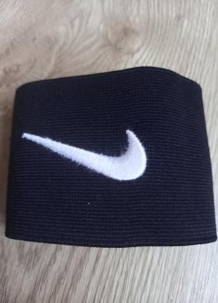 Напульсник nike