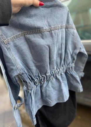 Стильная джинсовка с жемчужинами заклепки на резинке4 фото