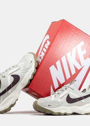 Якісні чоловічі кросівки nike tc 7900