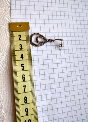 Одиночная серьга из серебра 925 пробы. винтаж.