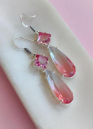 Мадагаскарський кварц рожевий в сріблі.мадагаскарський кварц крапля квадрат  кульчики. індія.