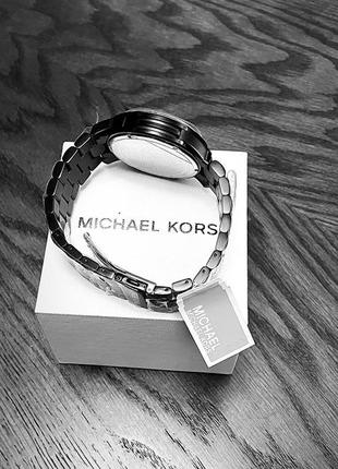 Oversized runway black-tone watch michael cors годинник