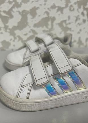 Кросівки adidas 20 р
