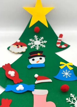 Детская рождественская елочка с игрушками из фетра chrismas free детская елочка на...