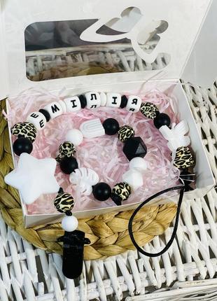 Іменний тримач для соски, пустишки, силіконовий тримач з ім’ям , гризунці, гризунок