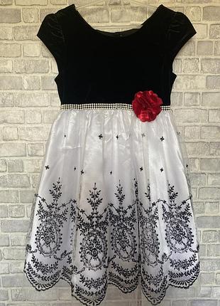 Плаття, ошатне