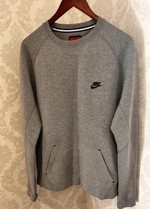 Мужская кофта от nike в размере l2 фото