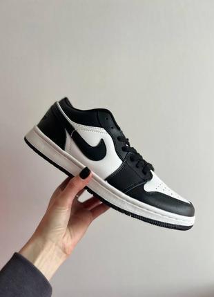Nike air jordan 1 low black white