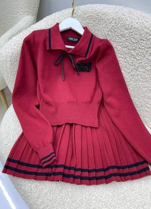 Трикотажний костюм зі спідницею в стилі miu miu