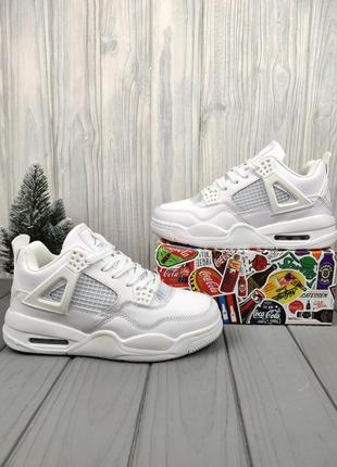 Женские зимние кроссовки nike
