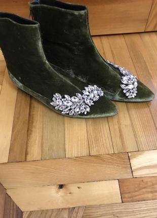 Оксамитові черевики zara