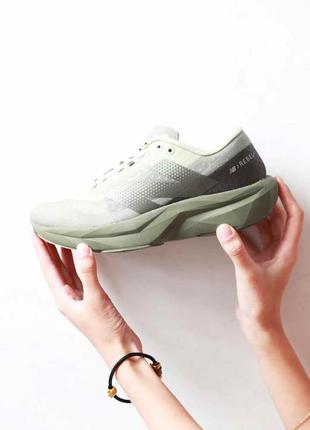 Кроссовки new balance fuelcell rebel6 фото