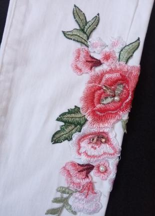 Джинсы белые 6