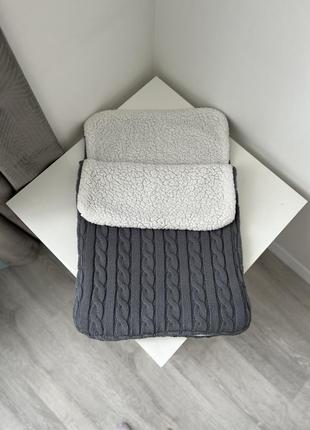 Зимний конверт в коляску вязаный