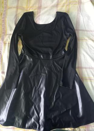 Платье фирменное shein