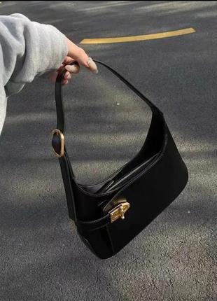 Черная сумка с нишевым дизайном2 фото