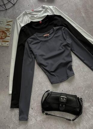 Кроп топ обтягивающий