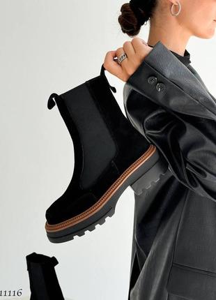 Демісезонні челсі =na=  колір: чорний  натуральна замша  всередині: італійська байка