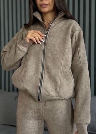 Теплый костюм в стиле zara