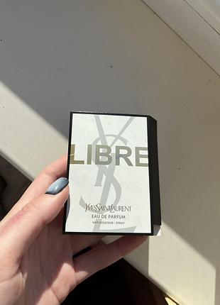 Yves Saint Laurent Youth Liberator Serum Foundation SPF20 30ml Various Shades Beige Rose 20 оригінальний пробник