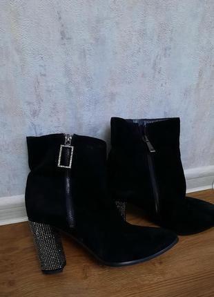 Сапоги женские 2