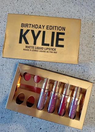 Продам новые матовые помады