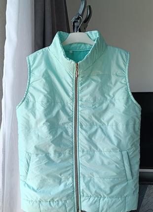 Жилетка женская, размер l,xl, красивого бирюзового цвета.
