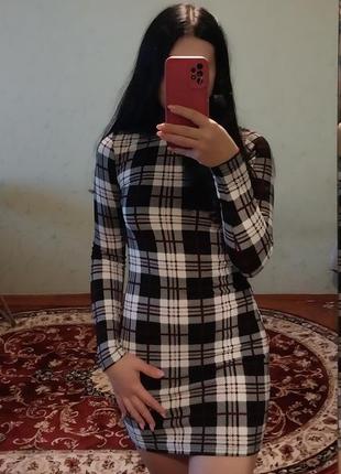 Платье в клетку shein