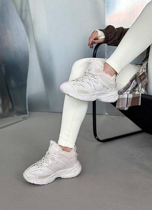 Кроссовки женские зимние