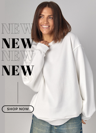 Утепленный свитшот с карманами