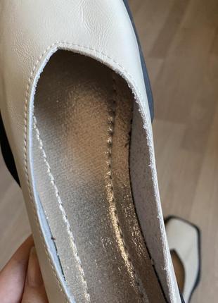 Балетки шкіряні квадратний носок туфлі трендові стильні жіночі кремові ,мʼякі та комфортні- 3810 фото