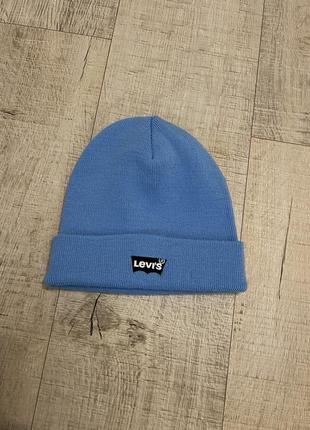 Шапка нова levi's