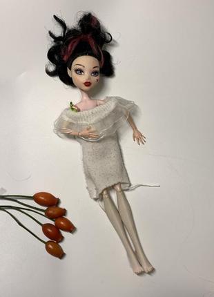Лялька монстр дракула monster high н4927,2 б/у  лялька 2008 р. б/в з оригінальною зачіскою. волосся