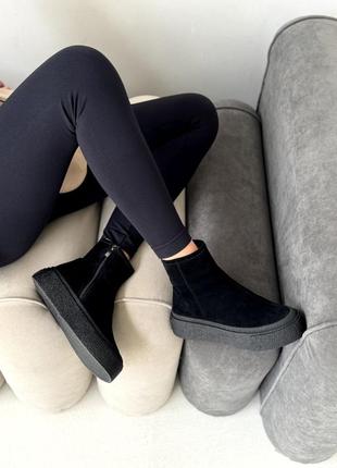 Ботинки без шнурков