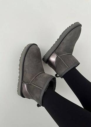 Ugg mini graphite 5