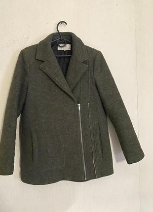 Вкорочене пальто zara